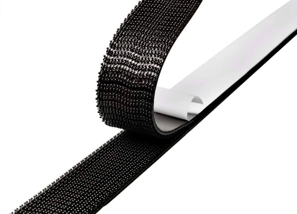 Dvipusė kibi juosta 3M Dual Lock SJ3540 Grybukai-250, klijai kaučiukas, juoda