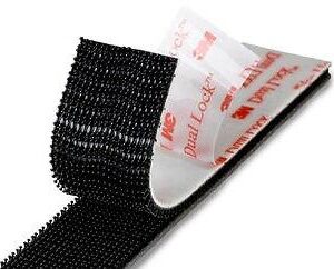 Dvipusė kibi juosta 3M Dual Lock SJ3550 Grybukai-250, klijai akrilas, juoda