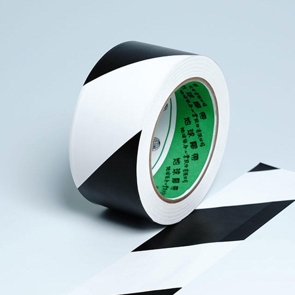 Standart P2535 white/black