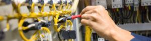 Обзор стандартов UL, ASTM, MIL для изоляционных материалов, термоусаживаемых трубок, маркировки проводов и кабельных стяжек.